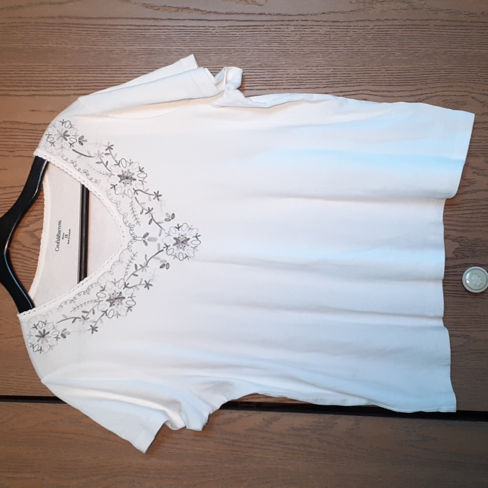 Croft&Barrow womens vintage top with pretty embroidery and bling size 2X